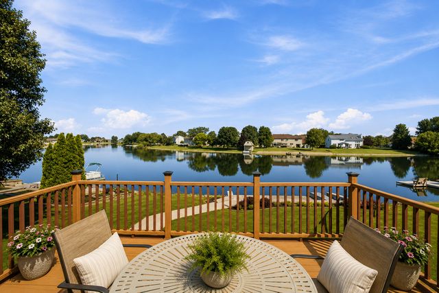 611 Edgewater Drive, Minooka, IL 60447