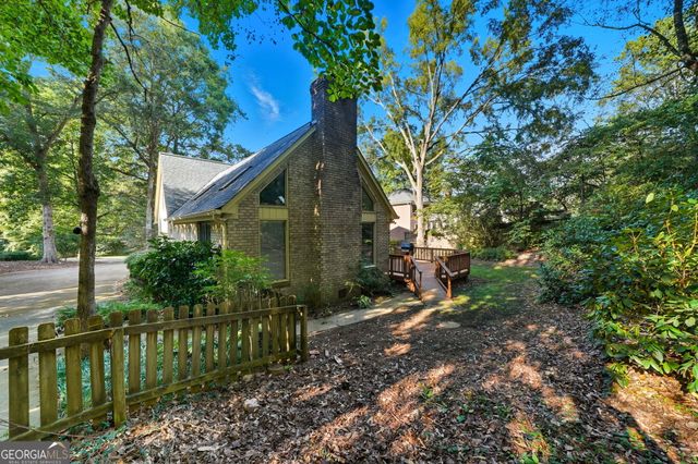 4116 River Cliff Chse, Marietta, GA 30067