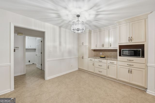 4116 River Cliff Chse, Marietta, GA 30067