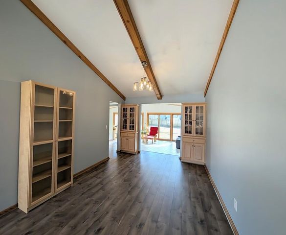 719 Lynne DRIVE, Waukesha, WI 53186