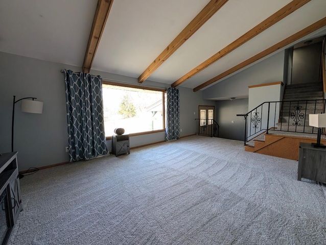 719 Lynne DRIVE, Waukesha, WI 53186