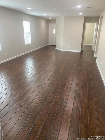 7472 Paraiso Point, Boerne, TX 78015