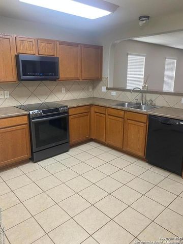 7472 Paraiso Point, Boerne, TX 78015