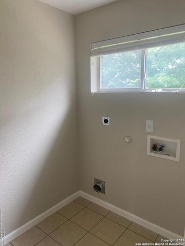 7472 Paraiso Point, Boerne, TX 78015