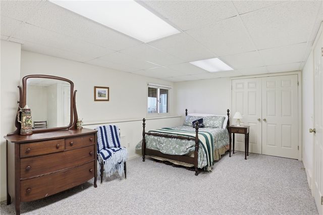 52 Stonington Drive, Pittsford, NY 14534