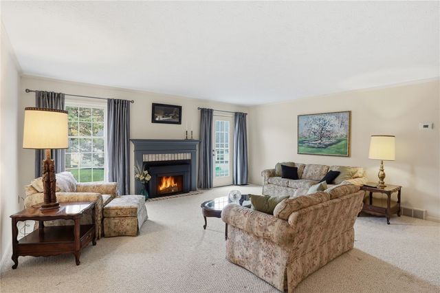 52 Stonington Drive, Pittsford, NY 14534