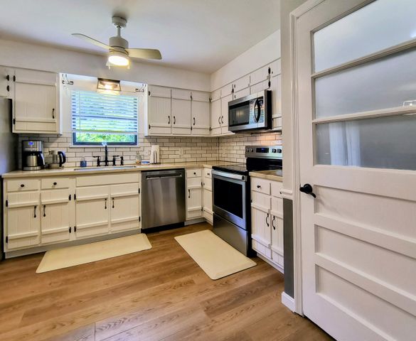 7739 Ridge Bay Drive, Hixson, TN 37343