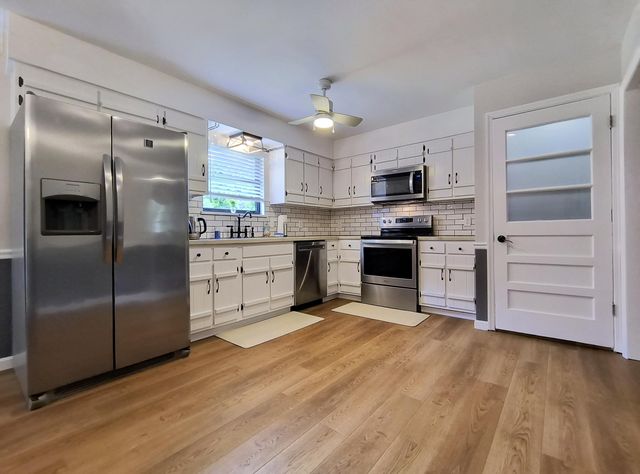 7739 Ridge Bay Drive, Hixson, TN 37343