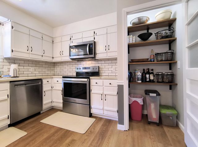 7739 Ridge Bay Drive, Hixson, TN 37343