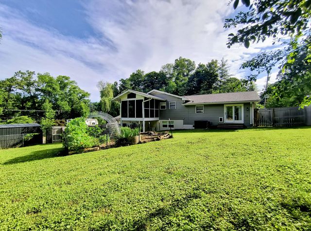 7739 Ridge Bay Drive, Hixson, TN 37343