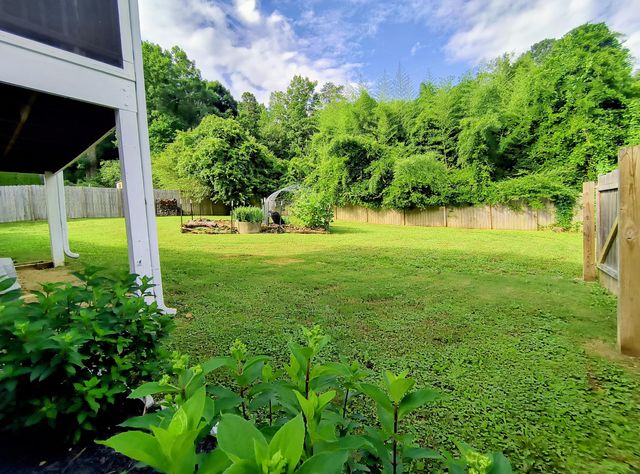 7739 Ridge Bay Drive, Hixson, TN 37343