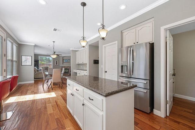 4416 Vivien Way, Rocklin, CA 95765