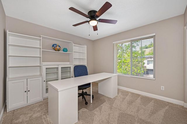 4416 Vivien Way, Rocklin, CA 95765