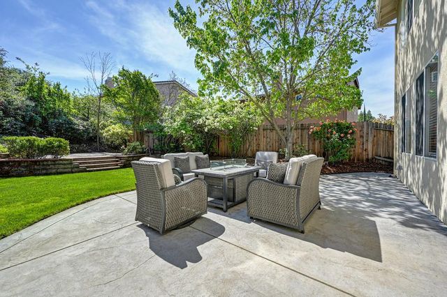 4416 Vivien Way, Rocklin, CA 95765