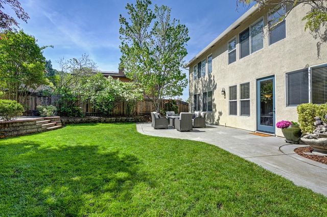 4416 Vivien Way, Rocklin, CA 95765