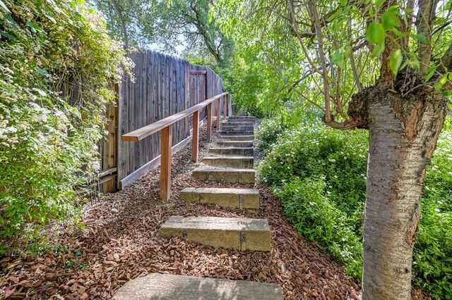 4416 Vivien Way, Rocklin, CA 95765