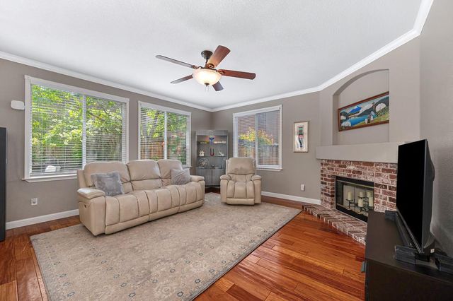 4416 Vivien Way, Rocklin, CA 95765