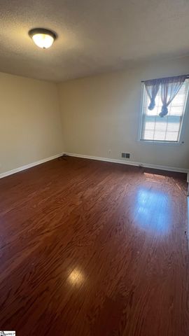 115 Cotswold Avenue, Moore, SC 29369