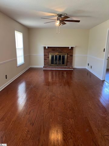 115 Cotswold Avenue, Moore, SC 29369