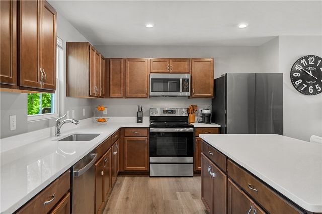 329 Kings Grant Court, Seneca, SC 29678