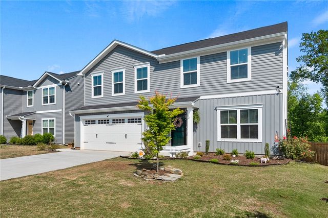 329 Kings Grant Court, Seneca, SC 29678