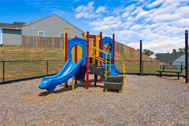 329 Kings Grant Court, Seneca, SC 29678