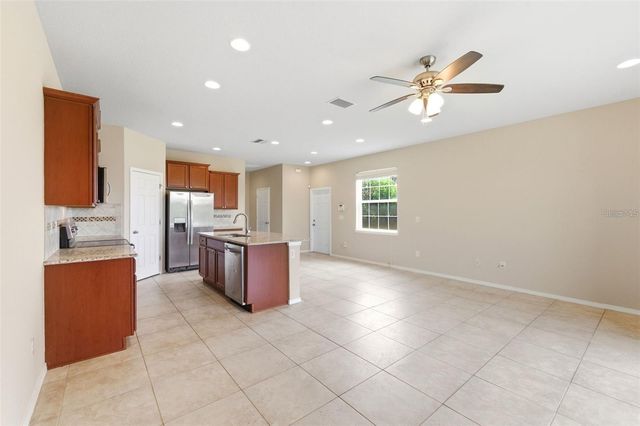 8961 TURNSTONE HAVEN PLACE, Tampa, FL 33619