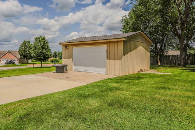 3205 Pruetts Chapel Road, Paragould, AR 72450