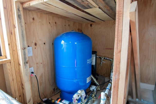 65 Co Rd 3199 --, Vernon, AZ 85940