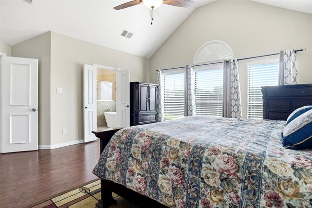 316 Vickery Way, Denton, TX 76210