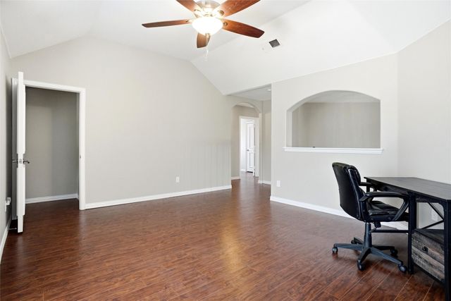 316 Vickery Way, Denton, TX 76210