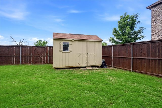 316 Vickery Way, Denton, TX 76210