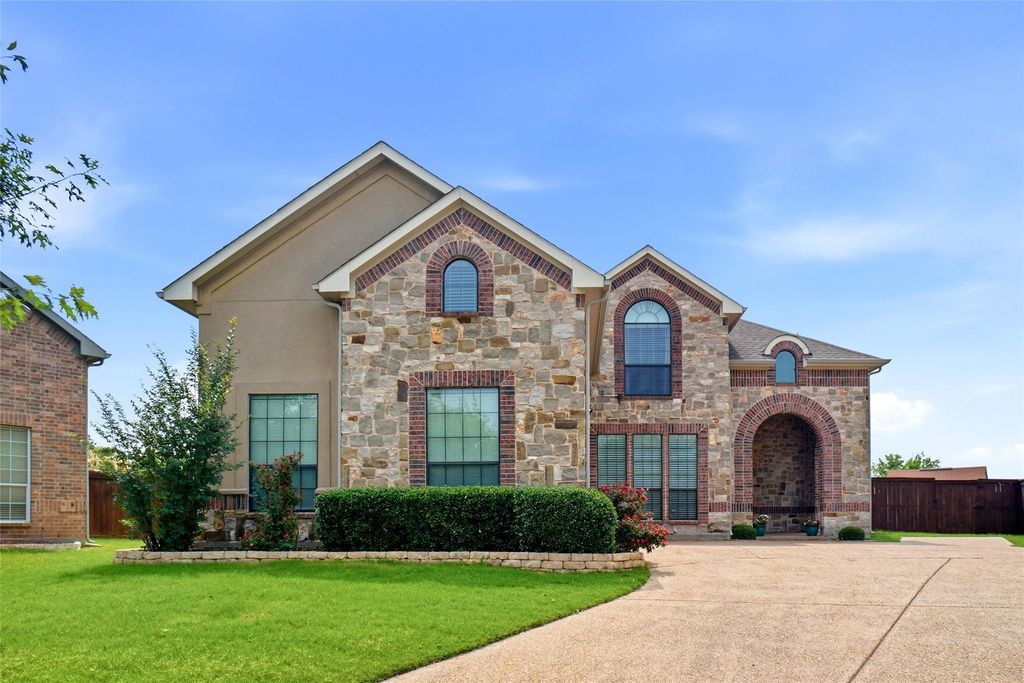 316 Vickery Way, Denton, TX 76210