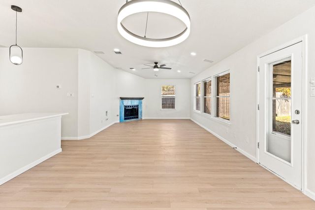 1005 Kimberly cove, Round Rock, TX 78665