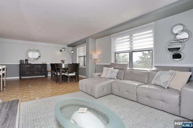 301 Beech Street 2H, Hackensack, NJ 07601