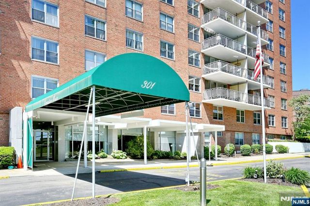 301 Beech Street 2H, Hackensack, NJ 07601