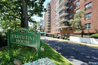 301 Beech Street 2H, Hackensack, NJ 07601