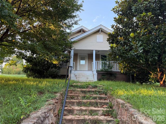 77 Archer Street, Granite Falls, NC 28630