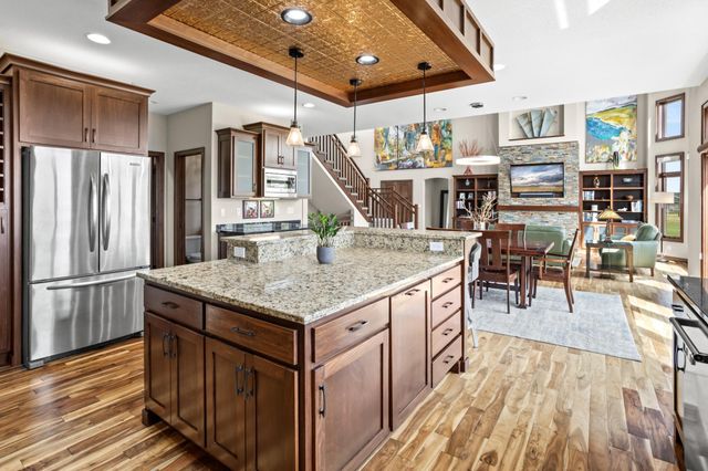 4856 2nd Street SW, Moorhead, MN 56560