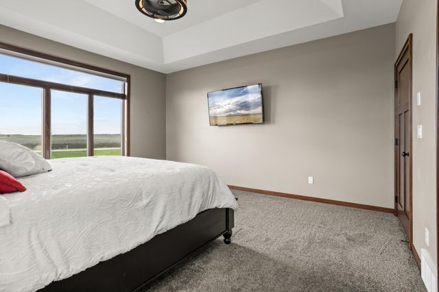4856 2nd Street SW, Moorhead, MN 56560