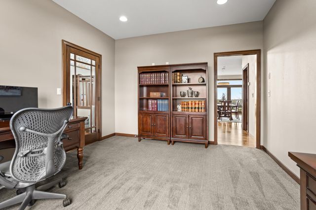 4856 2nd Street SW, Moorhead, MN 56560