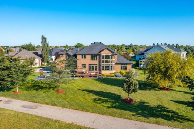4856 2nd Street SW, Moorhead, MN 56560