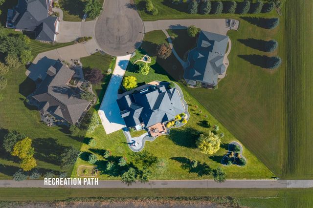 4856 2nd Street SW, Moorhead, MN 56560