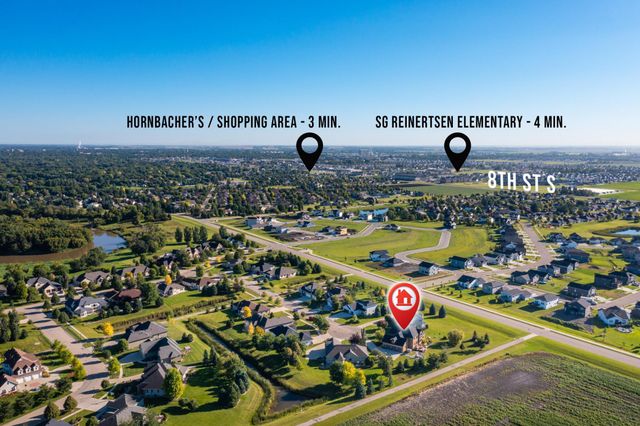 4856 2nd Street SW, Moorhead, MN 56560