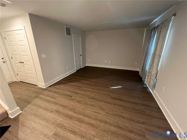 10199 Blue Wing Ln, Glen Allen, VA 23060