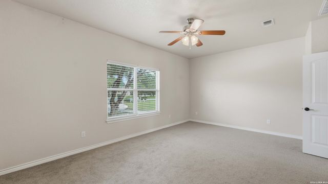 125 BIG SKY DR, New Braunfels, TX 78132