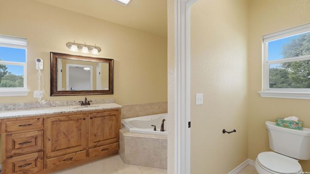 125 BIG SKY DR, New Braunfels, TX 78132