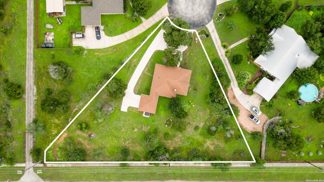 125 BIG SKY DR, New Braunfels, TX 78132