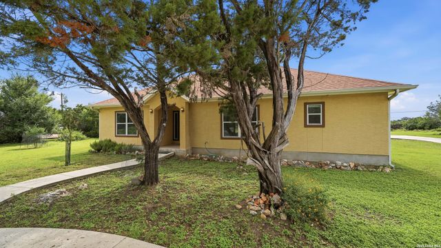125 BIG SKY DR, New Braunfels, TX 78132