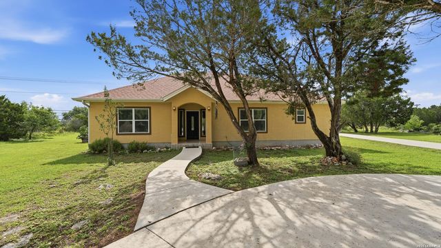 125 BIG SKY DR, New Braunfels, TX 78132